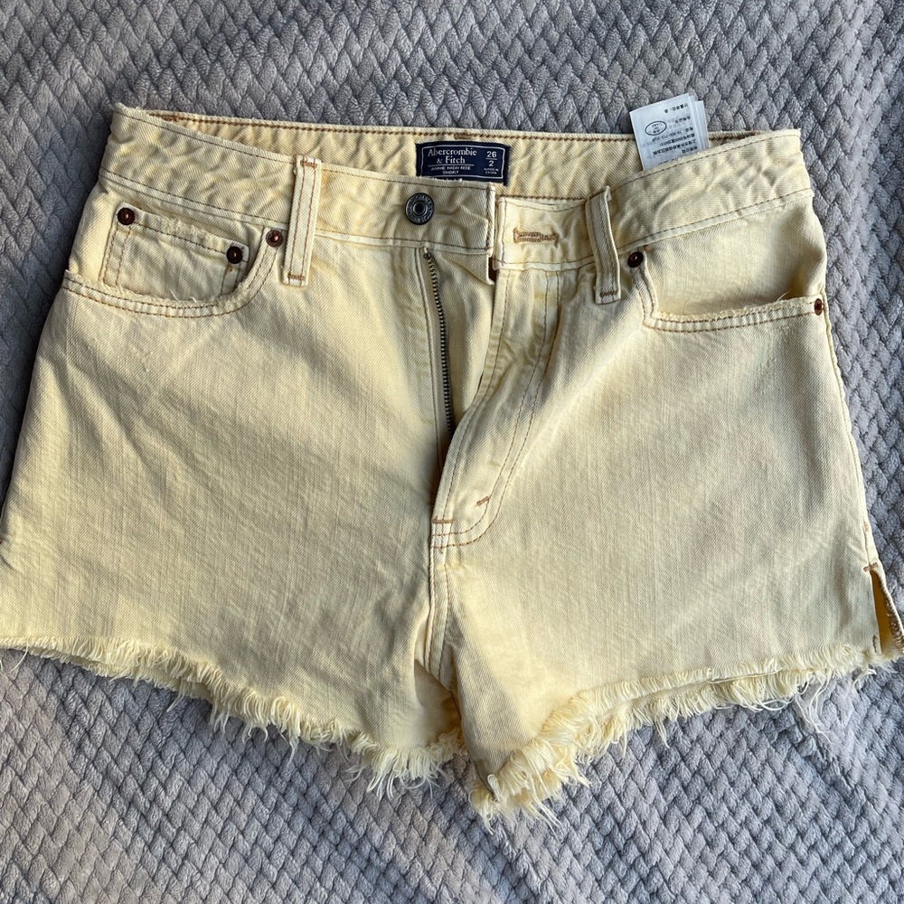 Women’s Annie High Rise Short Abercrombie & Fitch size 26/2